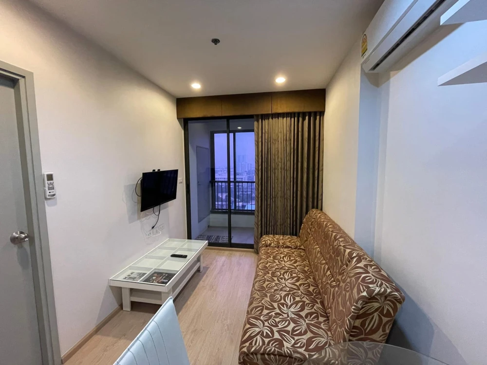 Condo for rent, Ideo Sathorn-Thapra, 10th floor, complete electrical appliances. Super convenient, book now.