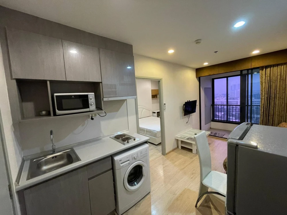 Condo for rent, Ideo Sathorn-Thapra, 10th floor, complete electrical appliances. Super convenient, book now.