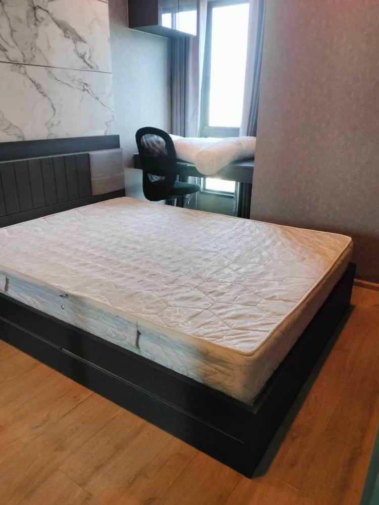 For rent!! Condo Ideo Sathorn-Tha Phra, 20th floor, beautiful room, fully furnished, ready to move in. Don't miss it!!