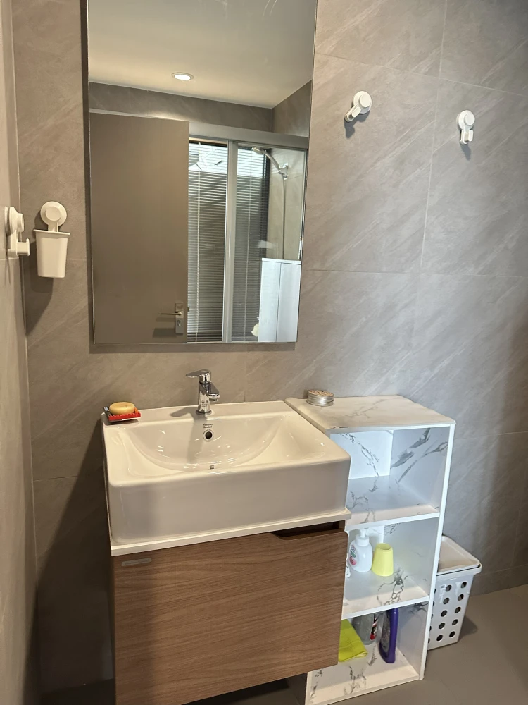 For rent!! Ideo Sukhumvit - Rama 4 Condo, 12A Floor, beautifully decorated. Reserve now and you'll regret it! Ready to move in! Don't miss out!!