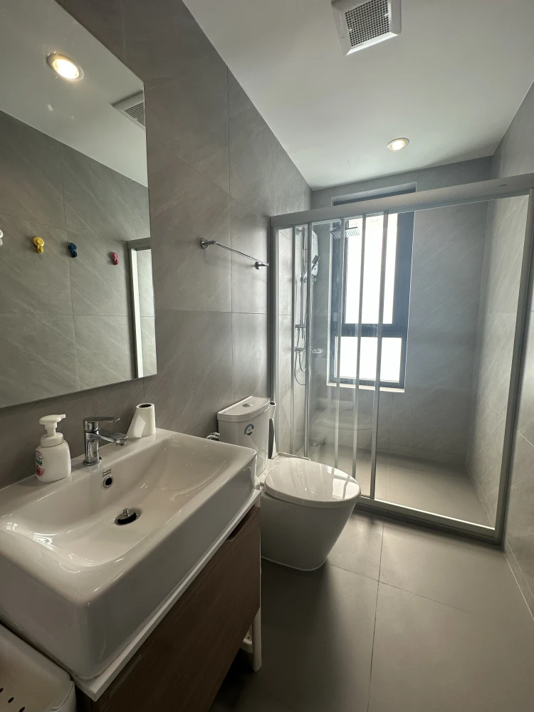 For rent!! Ideo Sukhumvit - Rama 4 Condo, 12A Floor, beautifully decorated. Reserve now and you'll regret it! Ready to move in! Don't miss out!!