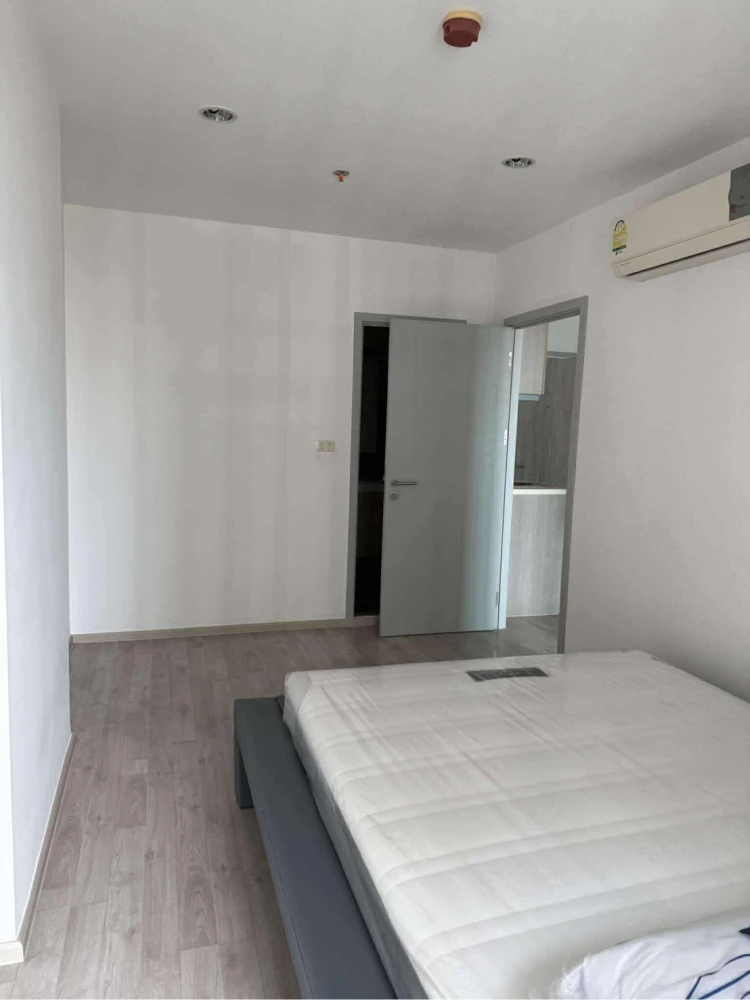 For rent!! Condo Ideo Mobi Charan-Interchange, 12A floor, corner room, fully furnished, just bring your bags and move in. Don't miss out!!