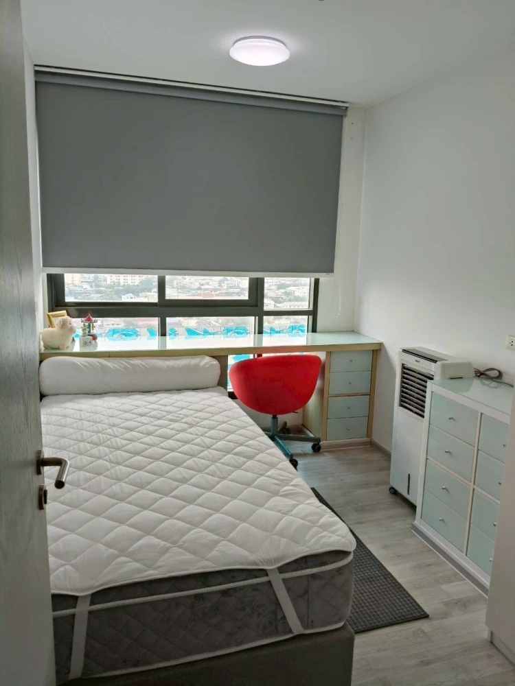 For rent!! Condo Ideo Mobi Charan-Interchange, 17th floor, North side, beautiful room, good location, convenient transportation, don't miss it!!