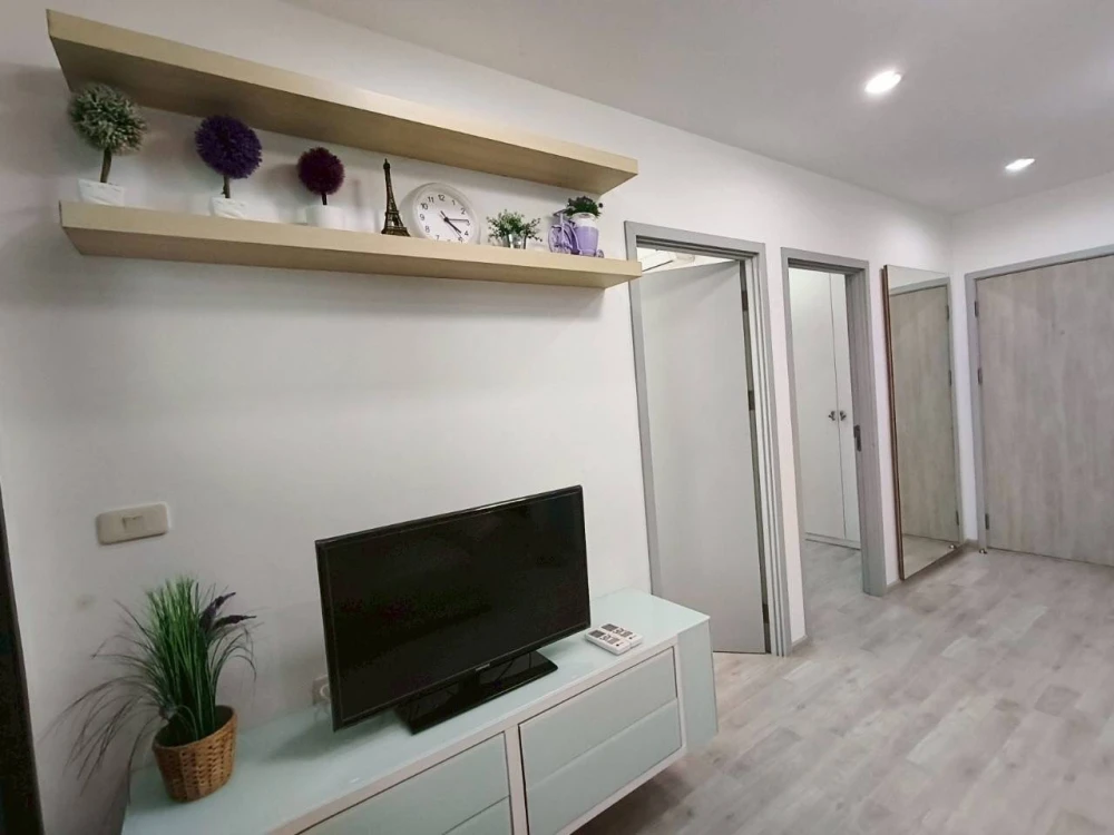 For rent!! Condo Ideo Mobi Charan-Interchange, 17th floor, North side, beautiful room, good location, convenient transportation, don't miss it!!