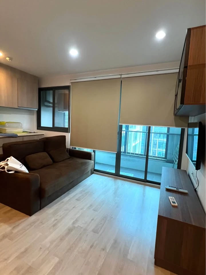 For rent!! Condo Ideo Mobi Charan-Interchange, 18th floor, corner room, beautiful room, good location, convenient transportation, don't miss it!!