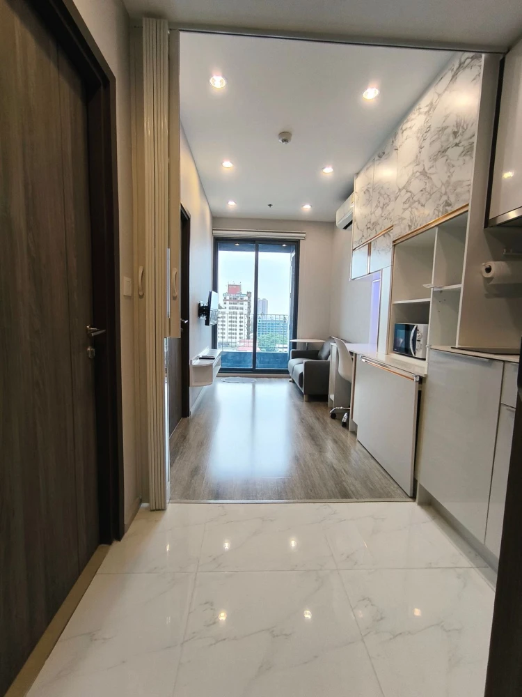For rent!! Condo Ideo Mobi Sukhumvit 66, 10th floor, fully furnished, just bring your bags and move in. Don't miss it!!