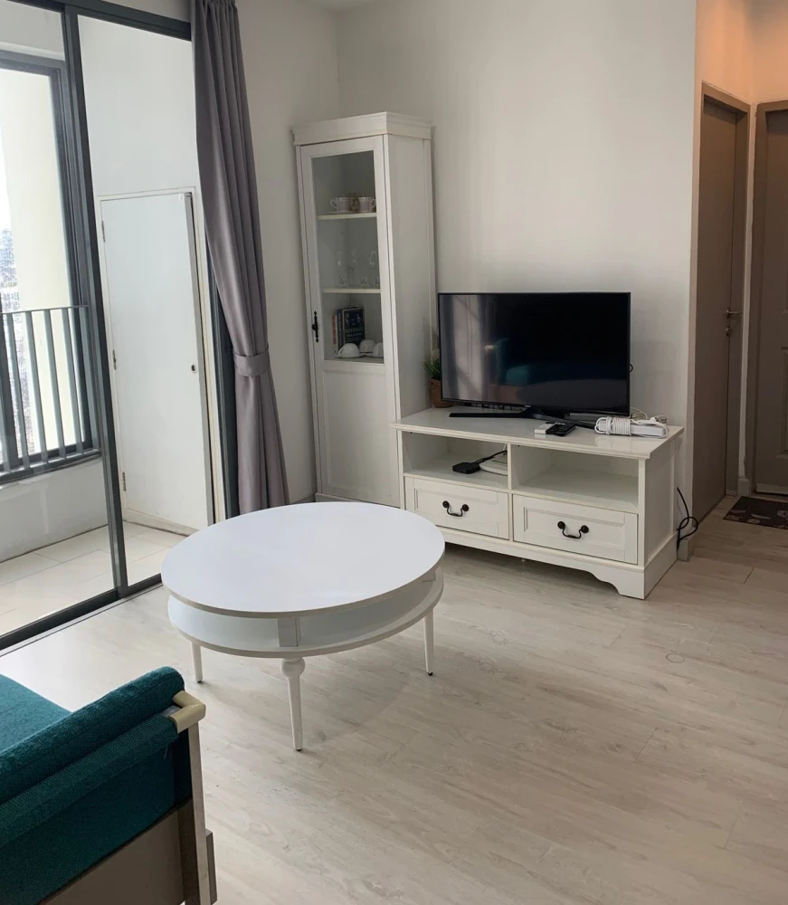 For rent!! Condo Ideo Mobi Sukhumvit 11th floor, Building B, swimming pool & BTS view, fully furnished, ready to move in, don't miss it!!