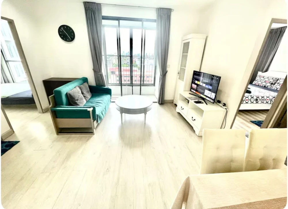 For rent!! Condo Ideo Mobi Sukhumvit 11th floor, Building B, swimming pool & BTS view, fully furnished, ready to move in, don't miss it!!
