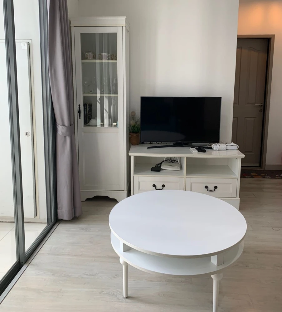 For rent!! Condo Ideo Mobi Sukhumvit 11th floor, Building B, swimming pool & BTS view, fully furnished, ready to move in, don't miss it!!