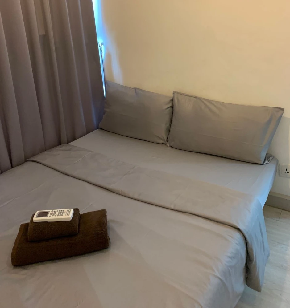 For rent!! Condo Ideo Mobi Sukhumvit 11th floor, Building B, swimming pool & BTS view, fully furnished, ready to move in, don't miss it!!