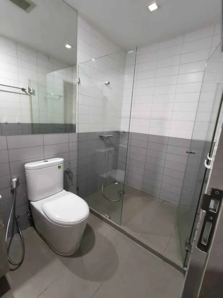 For rent!! Condo Ideo Mobi Sukhumvit (Sukhumvit 81), 18th floor, beautiful, very livable, near BTS On Nut, fully furnished, reserve now!!