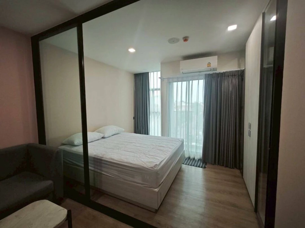 Condo for rent, Ivory Ratchada 32, ready to move in, fully furnished. Just bring your suitcase!