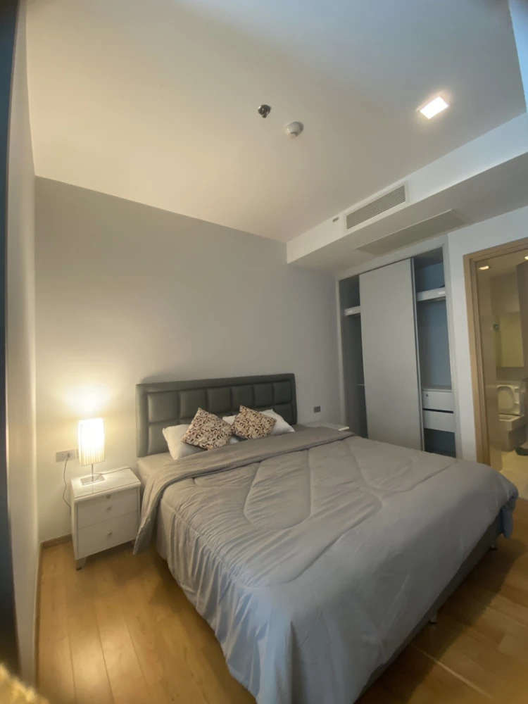 For rent!! Condo Hyde Sukhumvit 13, 7th floor, fully furnished, ready to move in, don't miss it, hurry up and book now!!
