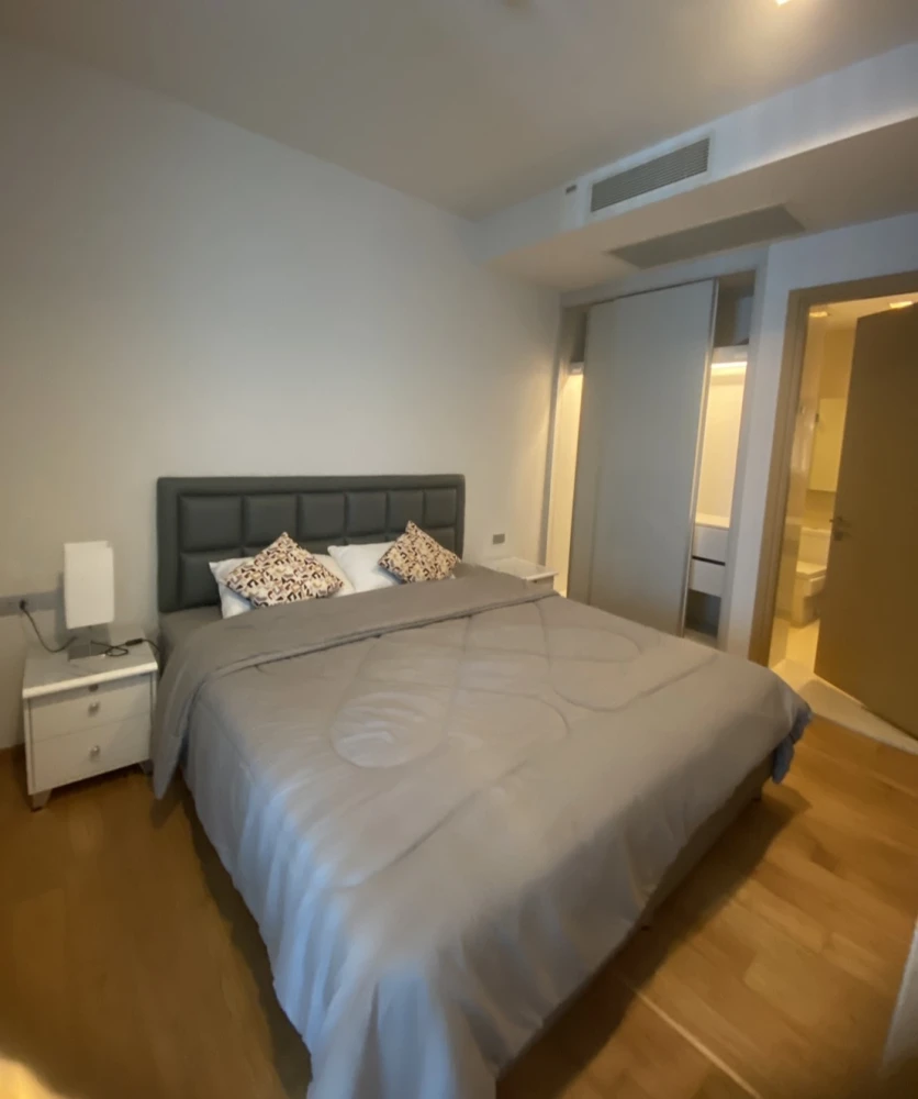For rent!! Condo Hyde Sukhumvit 13, 7th floor, fully furnished, ready to move in, don't miss it, hurry up and book now!!