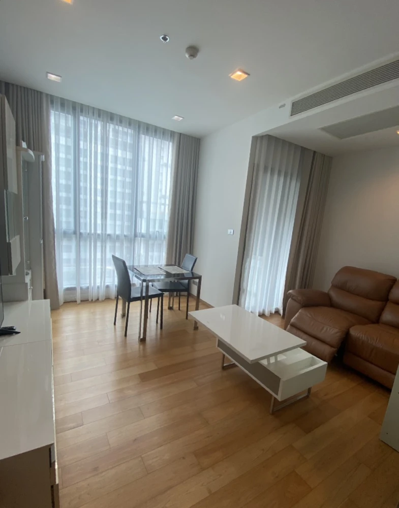 For rent!! Condo Hyde Sukhumvit 13, 7th floor, fully furnished, ready to move in, don't miss it, hurry up and book now!!