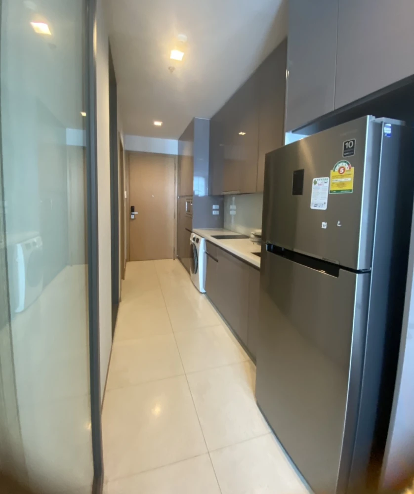 For rent!! Condo Hyde Sukhumvit 13, 7th floor, fully furnished, ready to move in, don't miss it, hurry up and book now!!