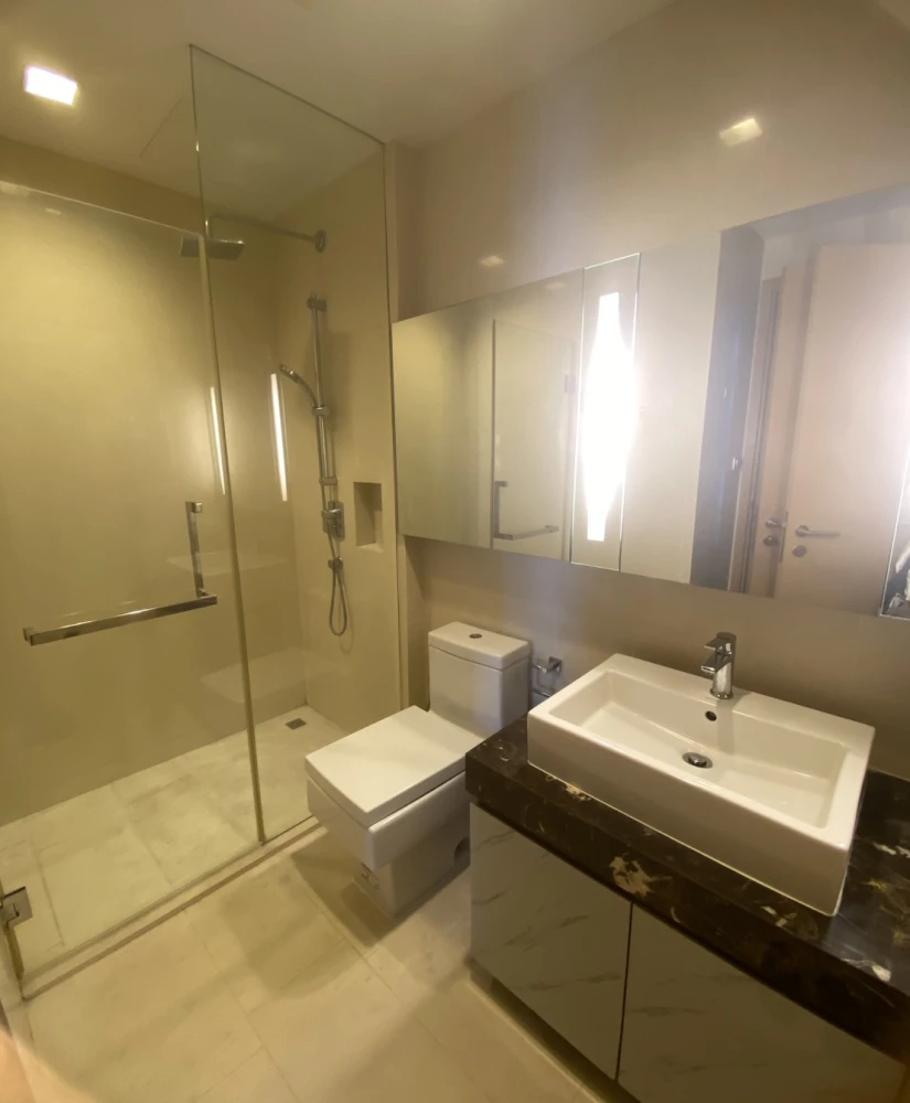 For rent!! Condo Hyde Sukhumvit 13, 7th floor, fully furnished, ready to move in, don't miss it, hurry up and book now!!