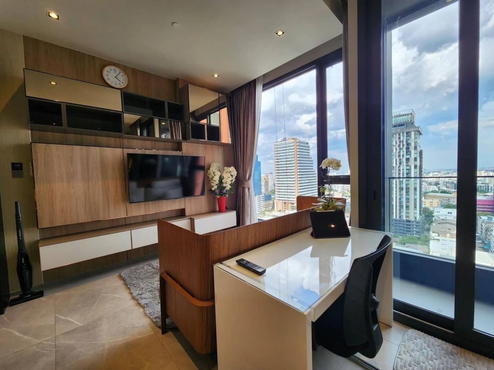 For rent!! Condo Hyde Heritage Thonglor 18th floor, city view, luxury condo, beautiful room, fully furnished, ready to move in, don't miss it!!