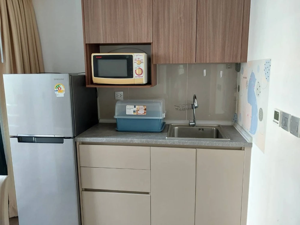 For rent: Kave Town Shift condo, 1 bedroom exclusive unit on the 3rd floor. Built-in furniture, everything you need in one place. Move in now!