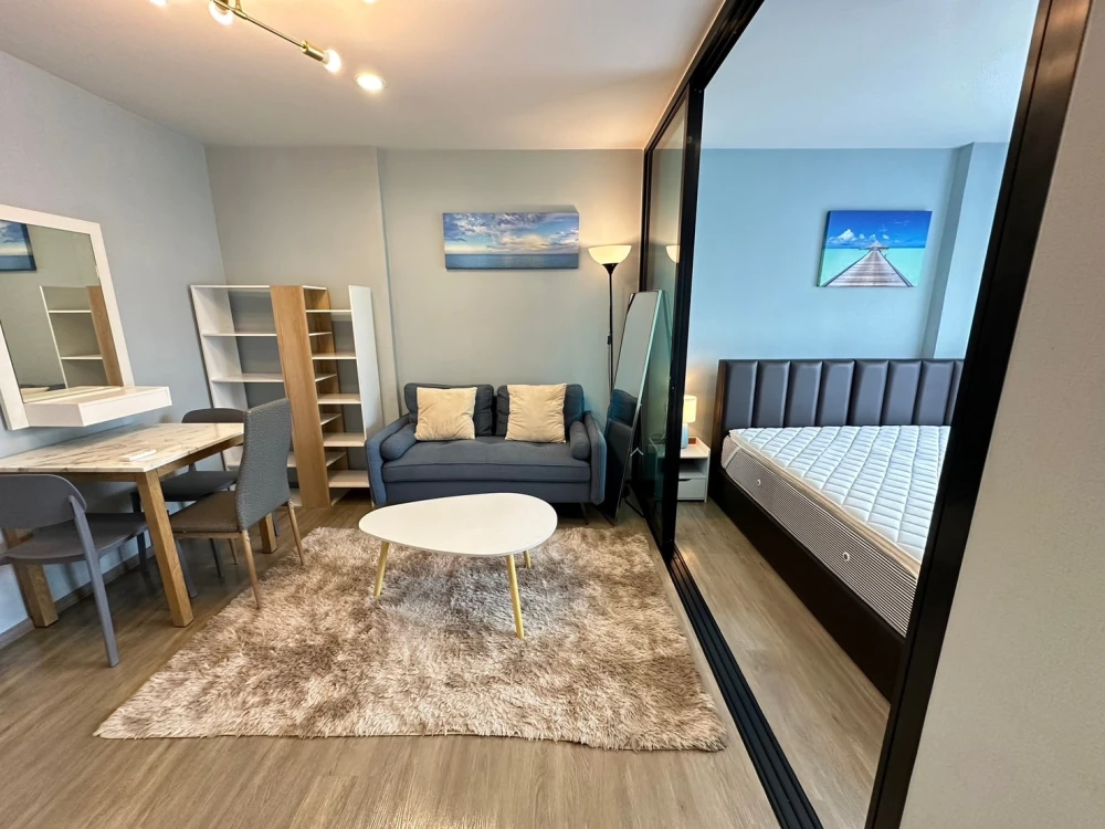 For rent, Reach Phaholyothin 52, beautiful room, ready to move in, fully furnished, complete facilities here.