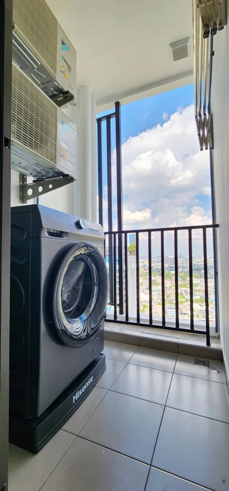 Condo for rent: Regent Home Wutthakat Bedroom Exclusive - Closed kitchen, built-in furnishings, ready to move in. Book now!