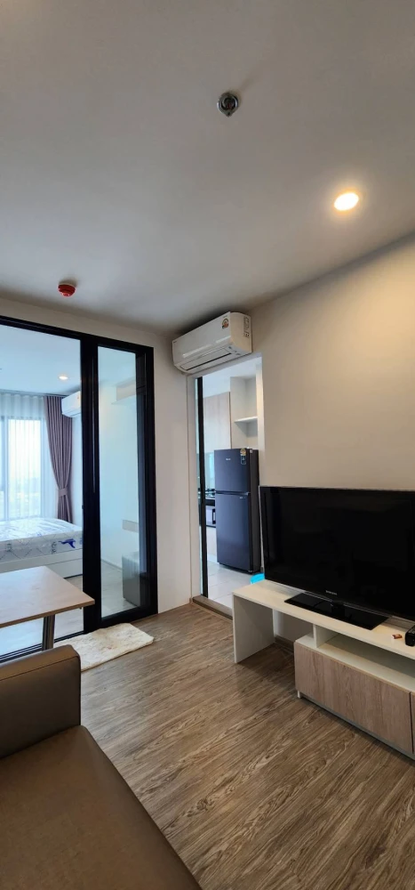 Condo for rent: Regent Home Wutthakat Bedroom Exclusive - Closed kitchen, built-in furnishings, ready to move in. Book now!