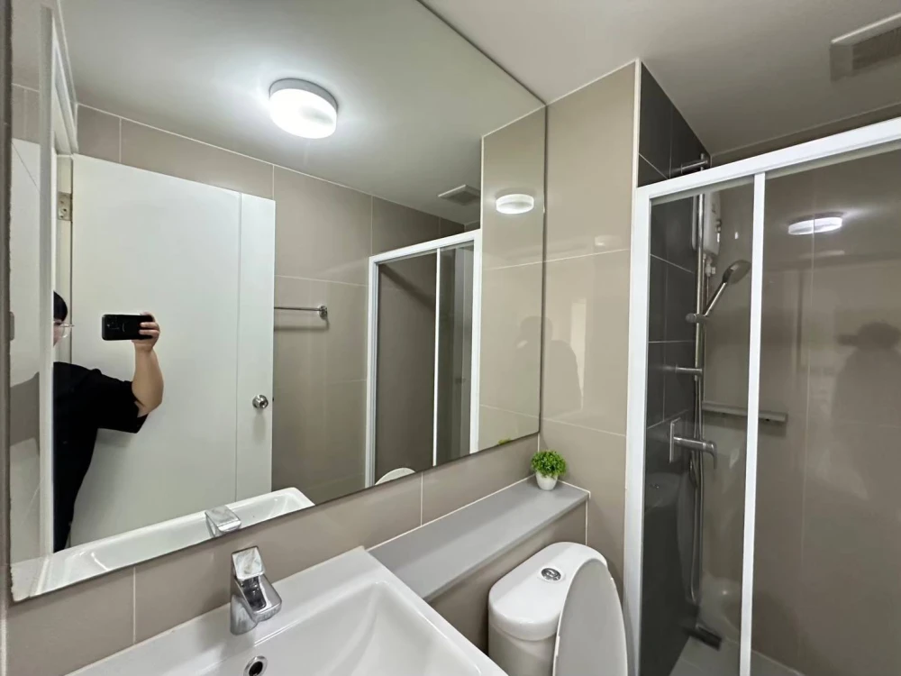 Condo for rent: The Privacy Rama 9, large room, 6th floor, pool view, great price, hurry and reserve now, don't miss out!