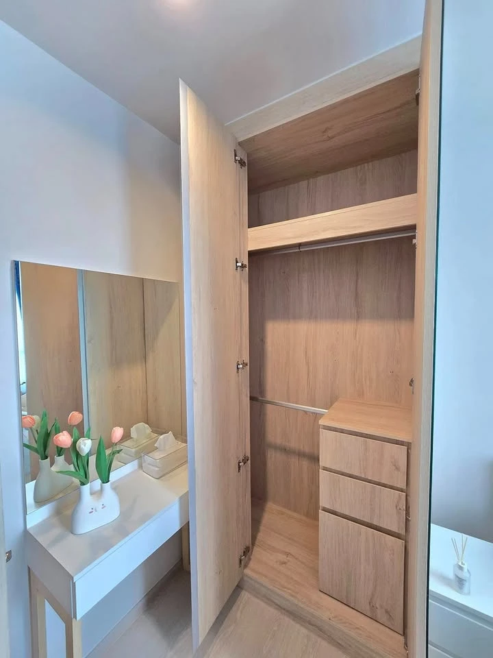For rent: Condo New Noble Ngamwongwan, furnished room, ready to move in, full facilities, good price, move in now!