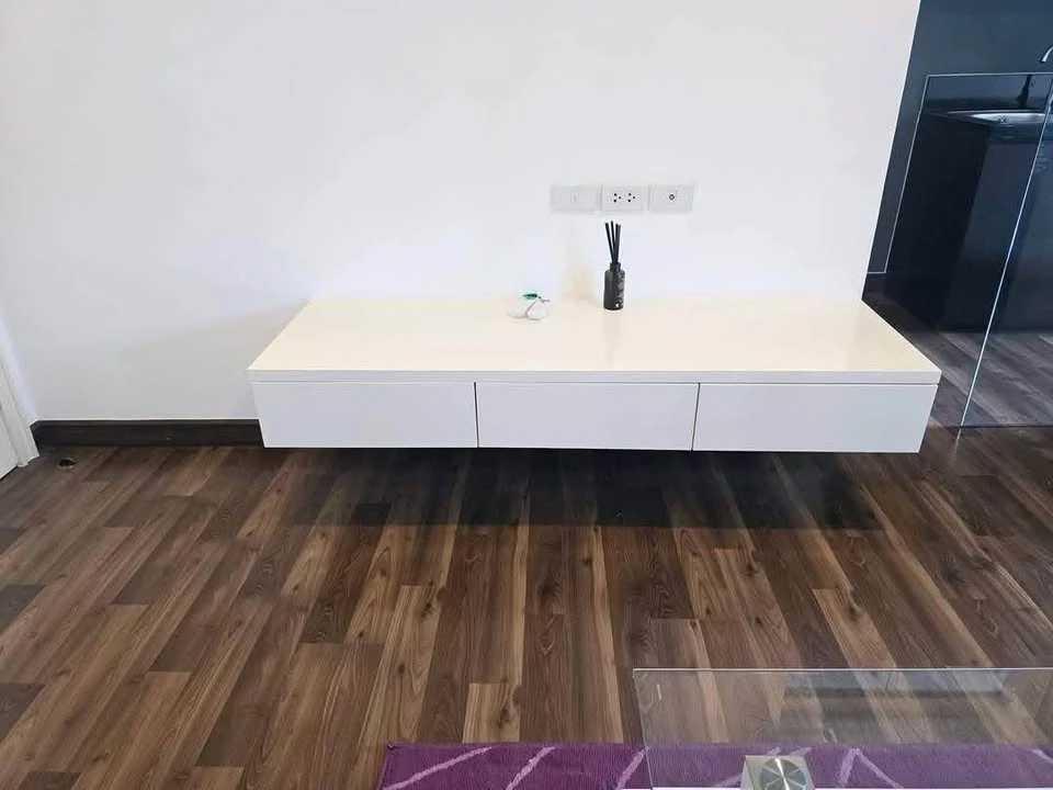 For rent: Ready-to-move-in condo, Park Exo, beautifully decorated, fully furnished, appliances included, just bring your bag and you're good to go.