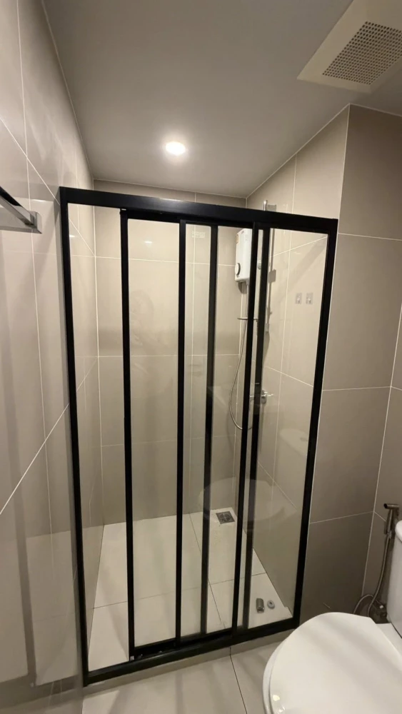Condo Monte Rama 9 for rent. Ready to move in. Fully furnished. Don't miss out!