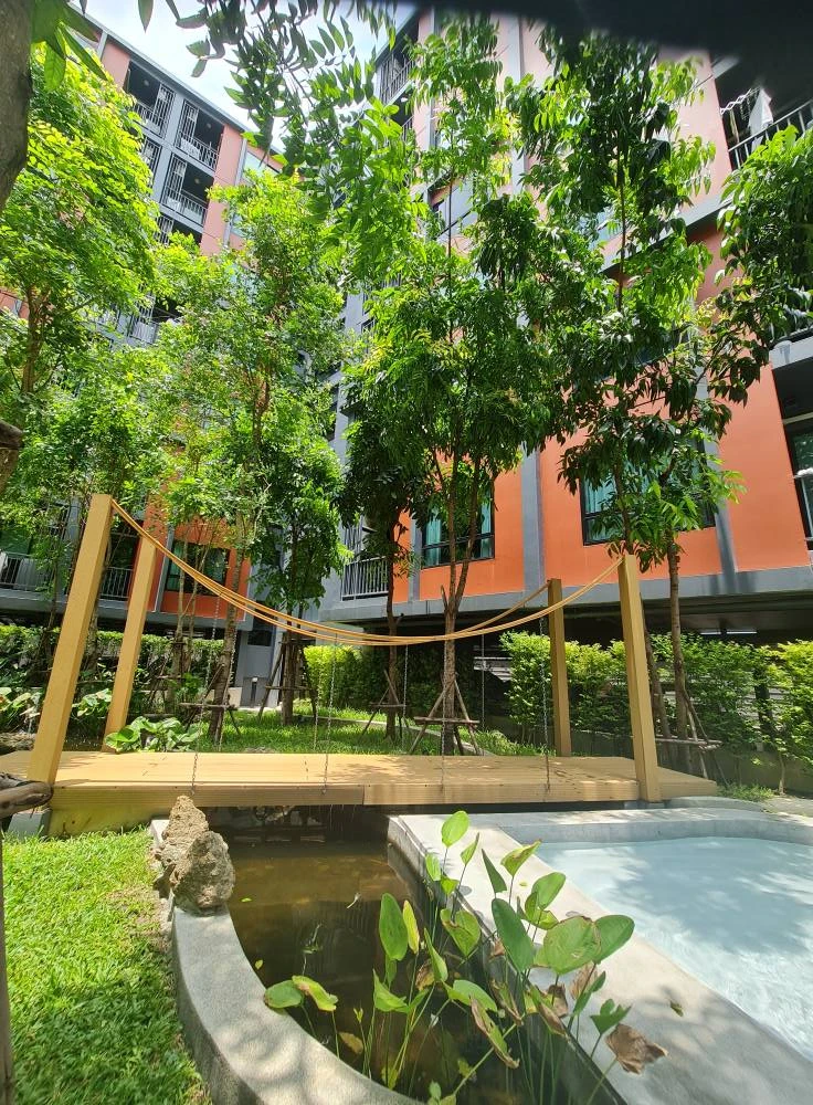 Condo Monte Rama 9 for rent, large room, comfortable living, great usable space. Don't miss out, you'll regret it later.