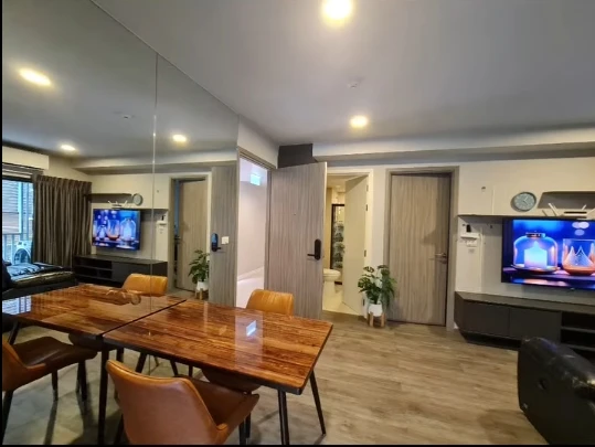Condo Monte Rama 9 for rent, large room, comfortable living, great usable space. Don't miss out, you'll regret it later.