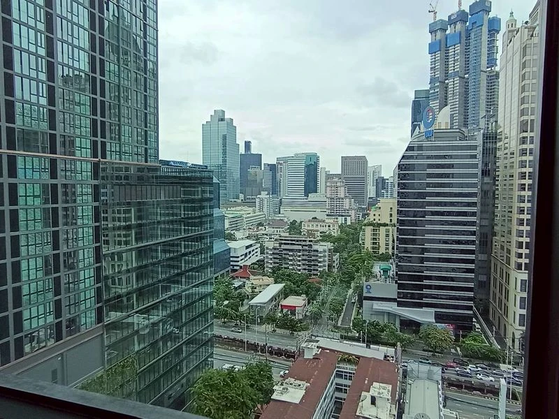 Condo for rent, Sathorn Gardens, 18th floor, with balcony offering stunning city views, near the BTS, ready to move in!!!