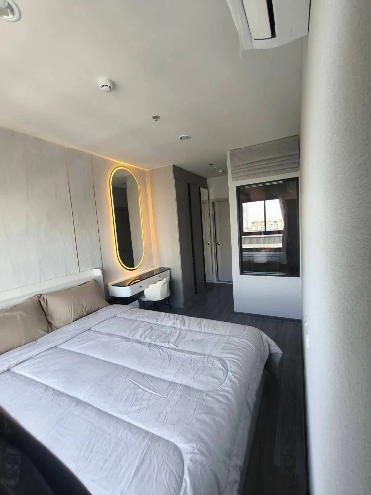 Condo for rent, Ideo Ramkhamhaeng - Lamsalee Station. Nicely decorated unit with high-quality built-in furniture. You'll regret missing out!