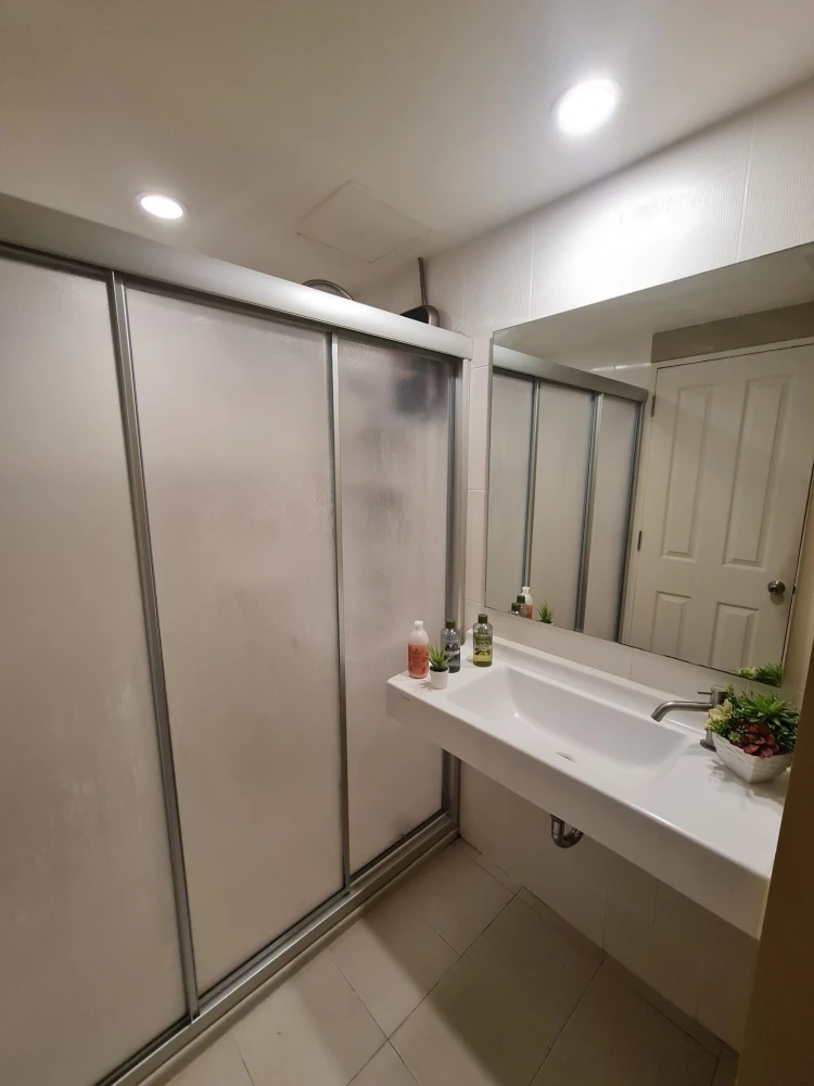 Condo U Delight @ Hua Mak Station for rent, ready to move in, with quality wallpaper. Reserve today, don't delay!