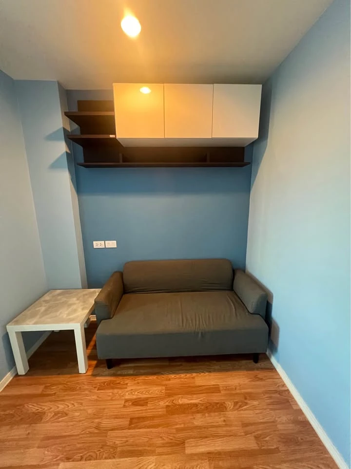 For rent or sell: Lumpini Mix Condo Theparak-Srinakarin, separate rooms, great price, hurry and reserve now.