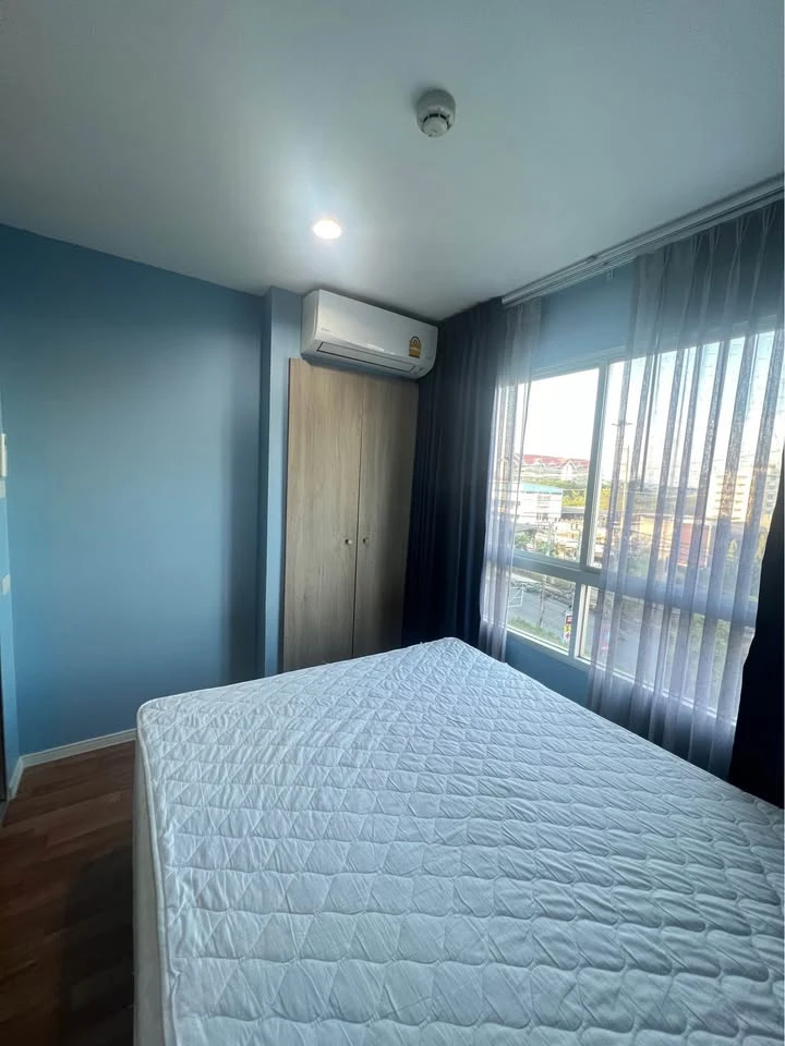 For rent or sell: Lumpini Mix Condo Theparak-Srinakarin, separate rooms, great price, hurry and reserve now.