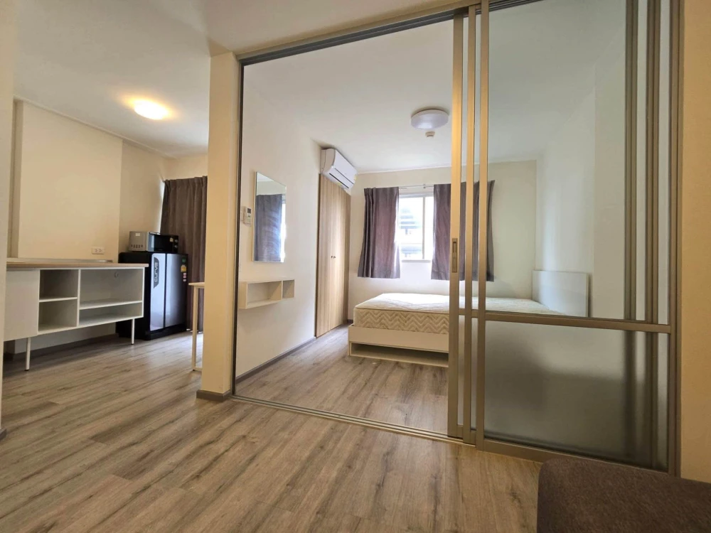 Lumpini Township Rangsit-Khlong 1 condo for rent. Pleasant living space, full amenities, and a great price—book now so you don't miss out!
