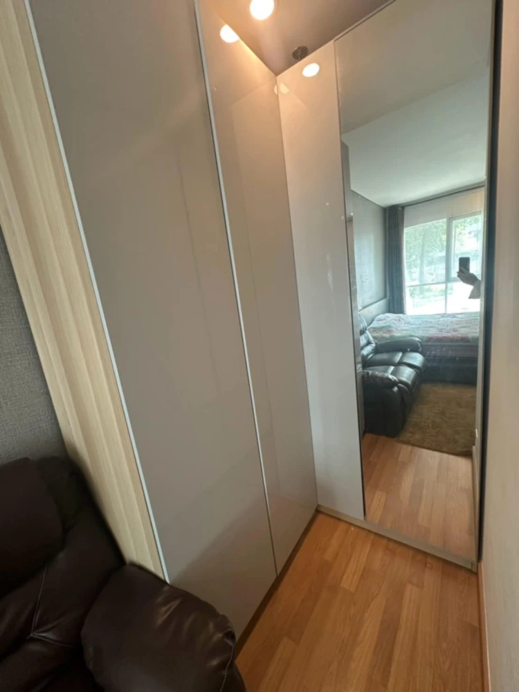 For rent: Lumpini Place Condo, Rama 3, Riverine, corner room next to the garden, spacious room, comfortable, good like this, hurry and book before you