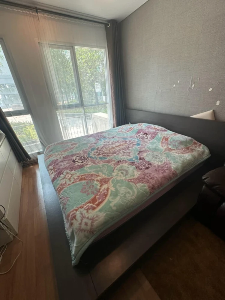 For rent: Lumpini Place Condo, Rama 3, Riverine, corner room next to the garden, spacious room, comfortable, good like this, hurry and book before you