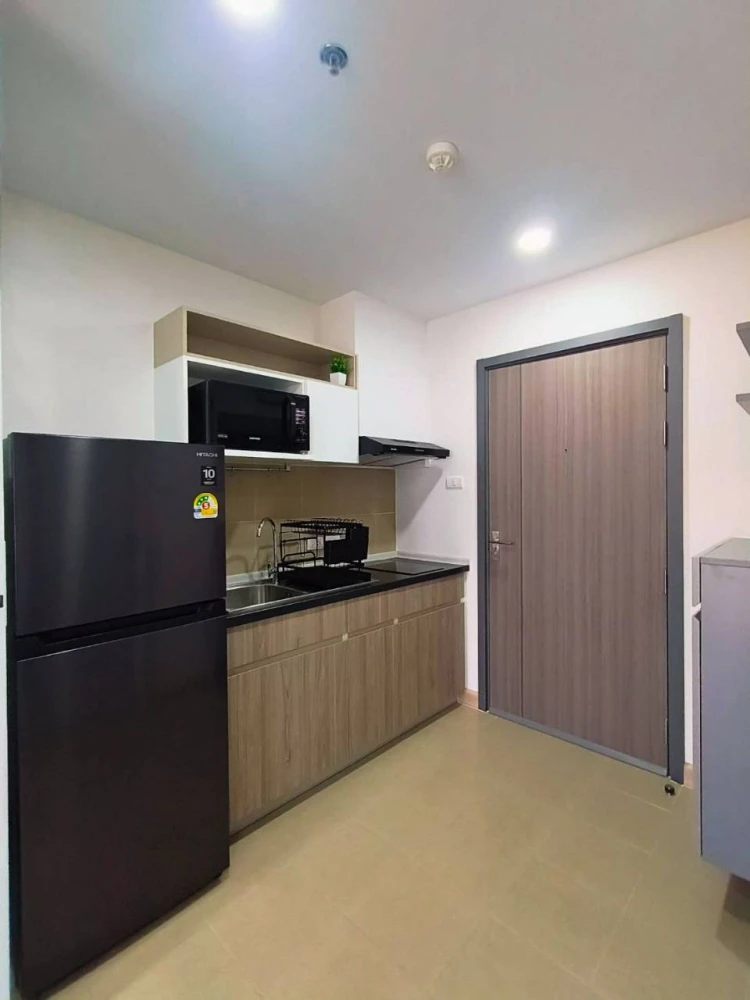 Condo for rent Supalai Veranda Ramkhamhaeng, 31st floor, high view, comes with a very good price, you must not miss it.