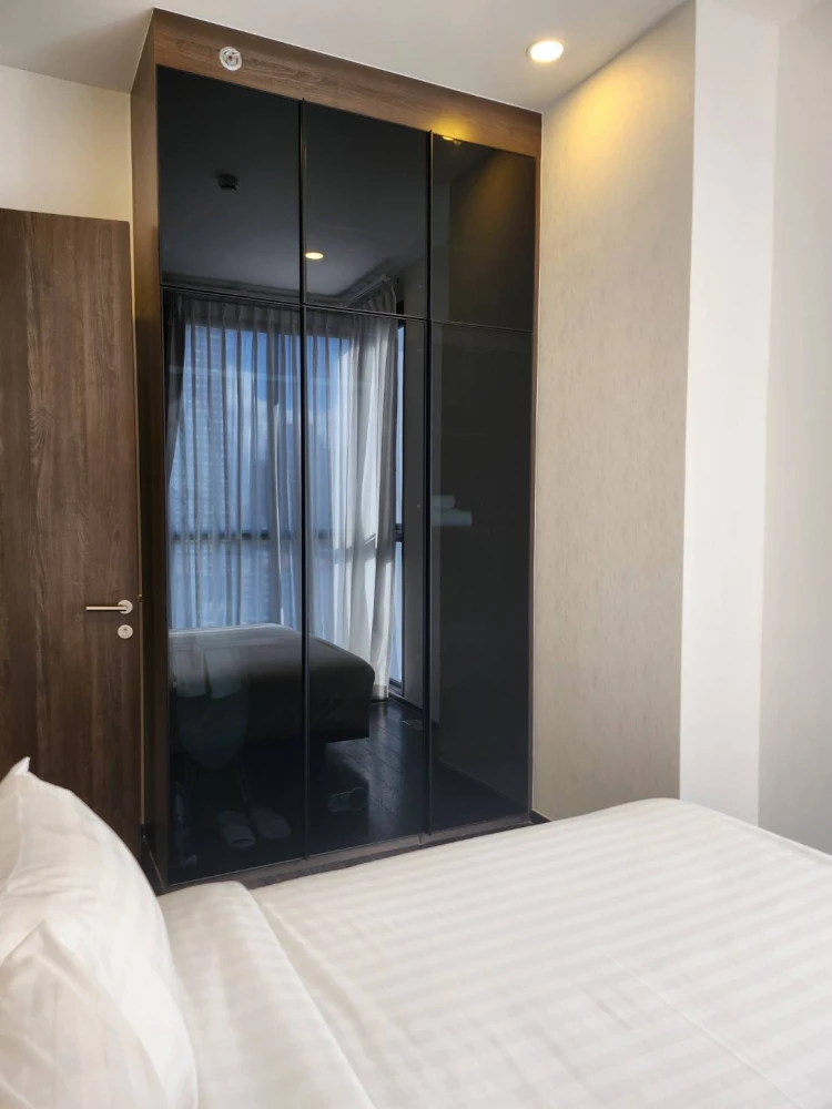 For rent: Luxury condo, Park Origin Thonglor, fully furnished, 2 bedrooms, 1 bathroom, just bring your belongings and move in!