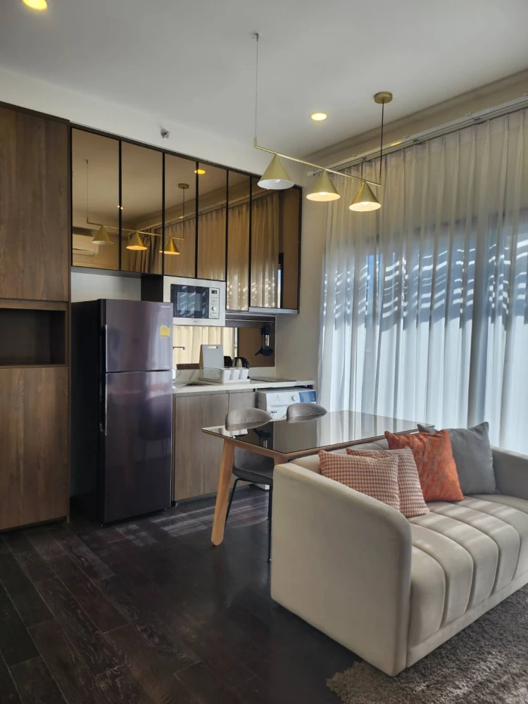 For rent: Luxury condo, Park Origin Thonglor, fully furnished, 2 bedrooms, 1 bathroom, just bring your belongings and move in!