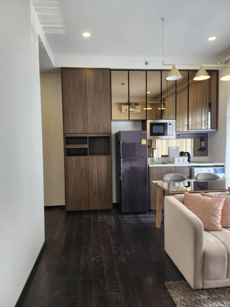 For rent: Luxury condo, Park Origin Thonglor, fully furnished, 2 bedrooms, 1 bathroom, just bring your belongings and move in!