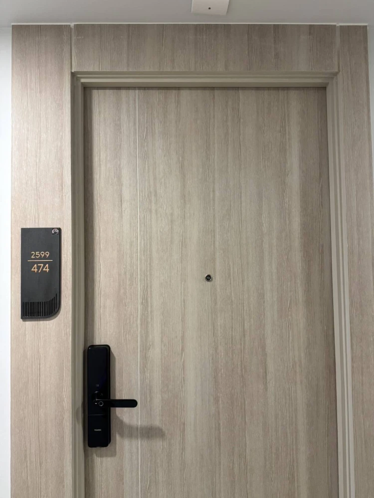 For rent: Luxury condo Life Rama 4 - Asoke, 1 bedroom, 1 bathroom, 16th floor, beautiful city view, complete here, come and reserve now.