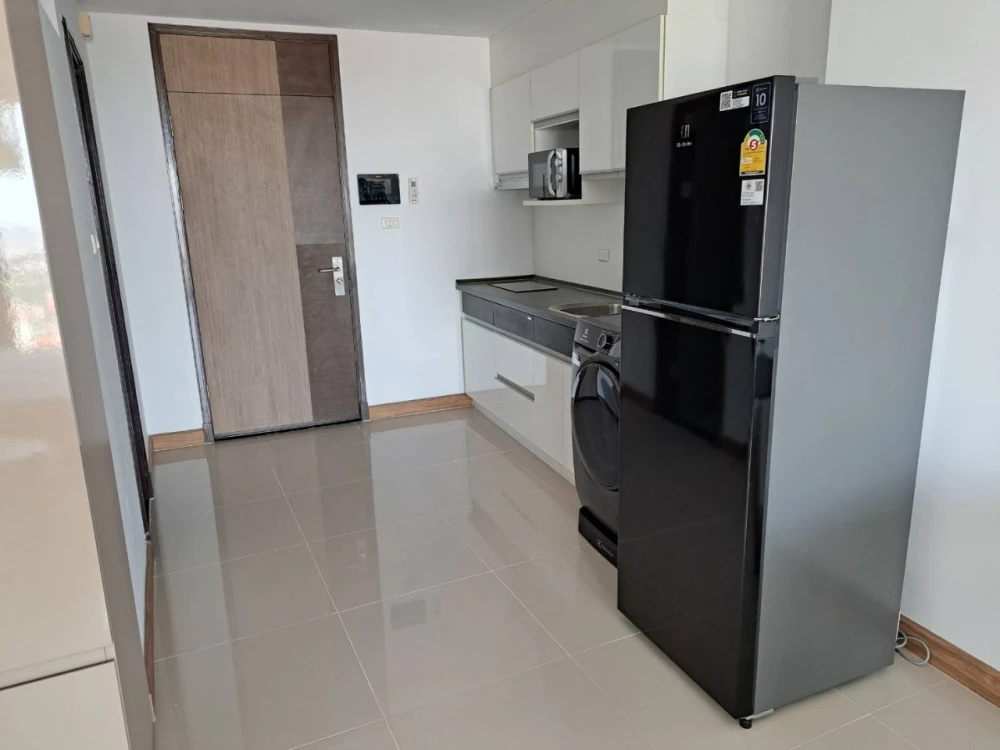 For rent, luxury condo, Supalai River Resort, ready to move in, full facilities, book now, don't miss out.