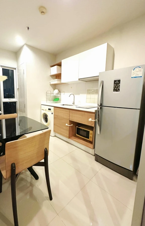 For rent: Condo Centric Tiwanon Station, ready to move in, full facilities, book now, don't miss out.