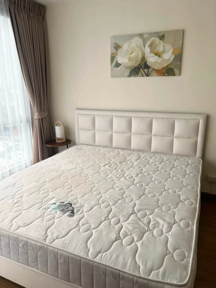 Condo for rent, The Tree Bang Pho Station, 15th floor, corner unit, no adjacent units, Chao Phraya River view, good ventilation, cool and comfortable.