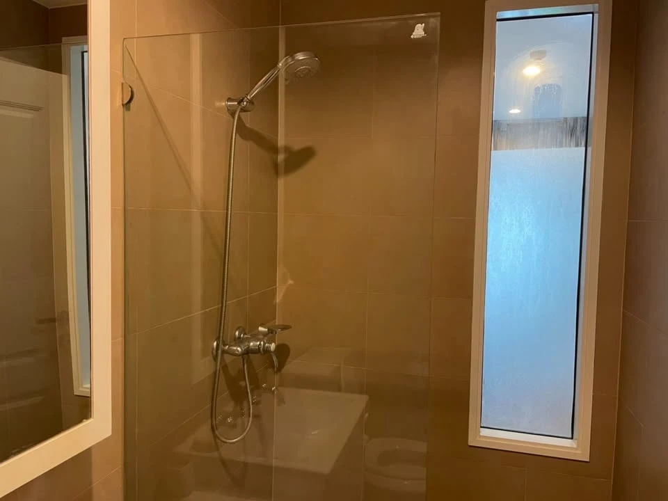 For rent: Condolette Dwell Sukhumvit 26, ready to move in, fully furnished, just bring your bags and move in.
