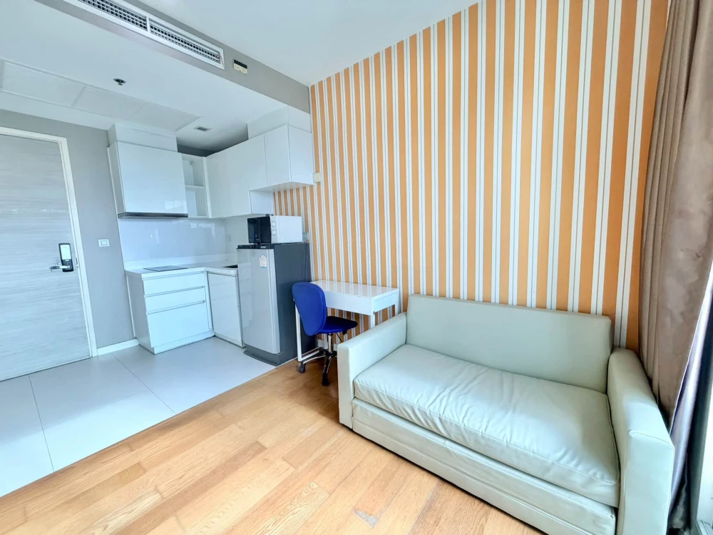 Condolette Ize Ratchathewi for rent, complete facilities, do not wait, hurry and book now!